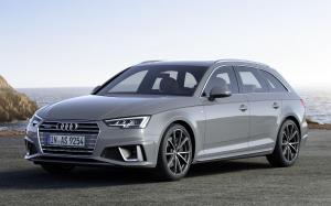 Audi A4 Avant S-Line Quattro 2018 года